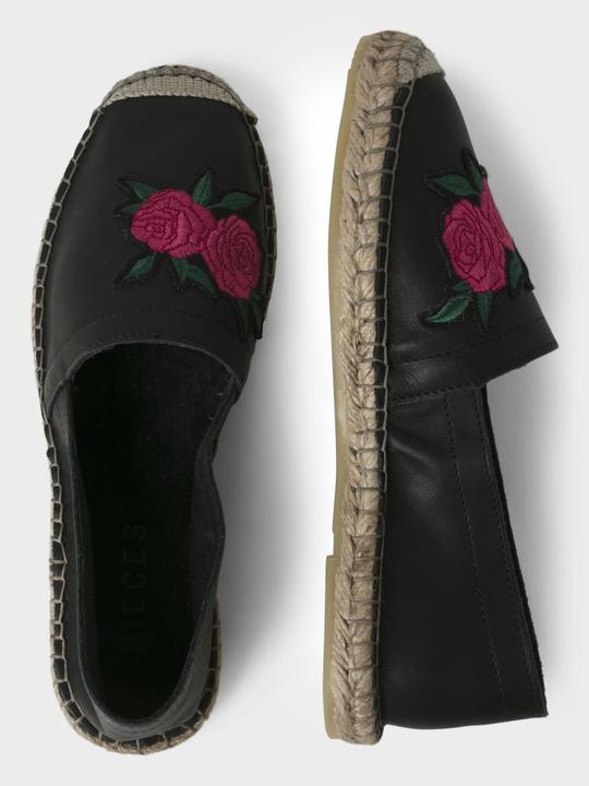 Actual product image Pieces Margo (37)