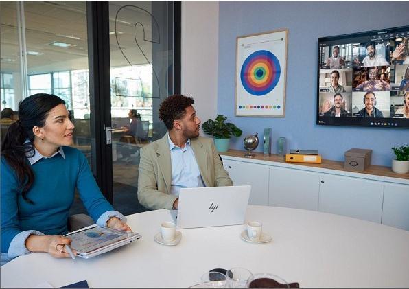 Actual product image HP EliteBook X G1i 14 inch Notebook Next Gen AI PC (14", 1000 GB, 32 GB, Swiss)