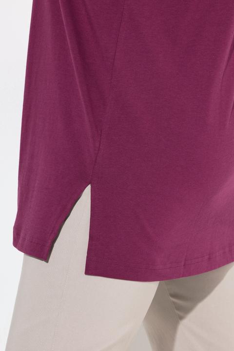 Actual product image Ulla Popken Basic V-Neck Relaxed Fit Short Sleeve Tee (60)