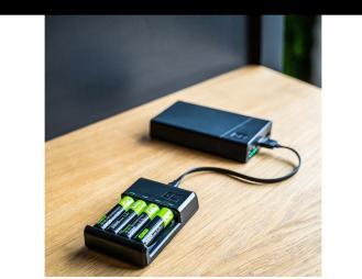 Immagine prodotto GreenCell VitalCharger (GRSETGC01) (4 pz., AA, 2000 mAh, Batteria + Caricabatterie)