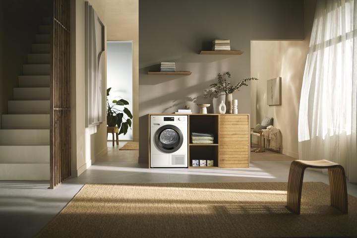 Actual product image Miele TEC655WP EcoSpeed (8 kg, Left)