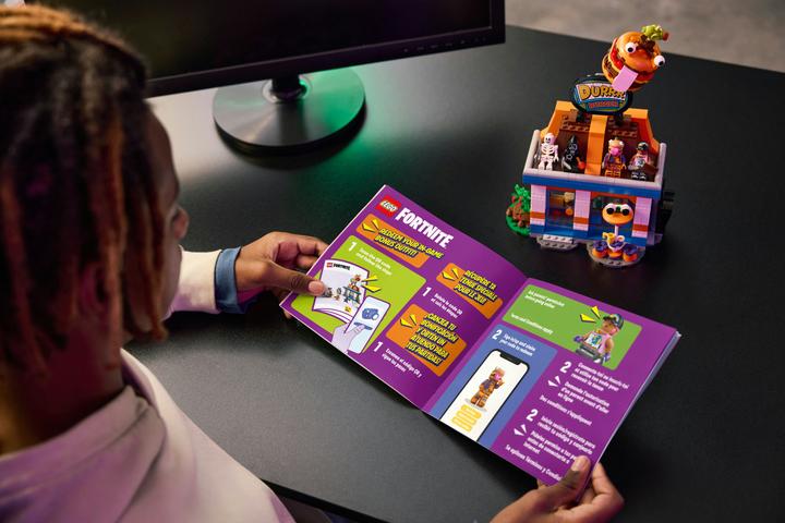 Actual product image LEGO Durrr Burger Restaurant (77076, LEGO Fortnite)