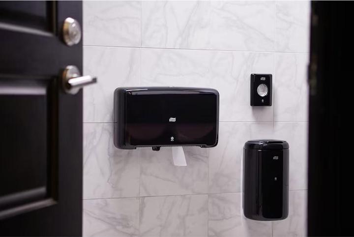 Actual product image Tork Toilet paper Mini Jumbo 3-ply paper white 600 sheets/rl. 12 Rl./Pack. (12 pcs.)