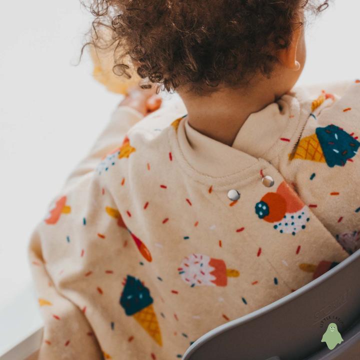 Produktbild Little Casimir Lätzchen mit Ärmeln – wasserdicht, saugfähig & verstellbar, für Babys 6M-4J (6 Monate)