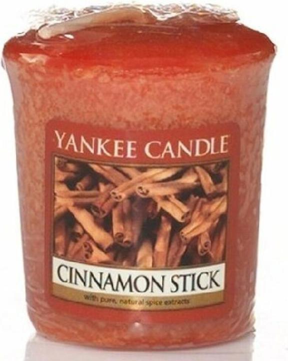 Actual product image Yankee Candle Cinnamon Stick (49 g)