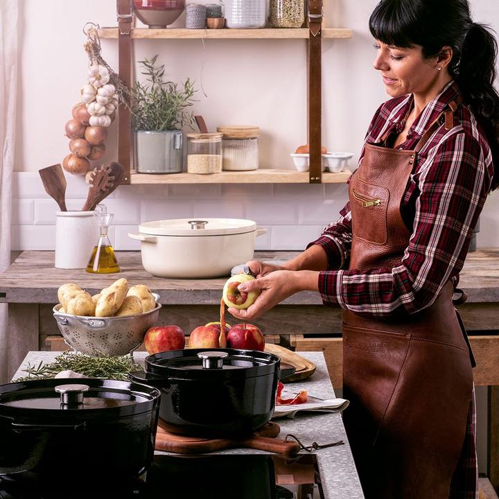 Actual product image KitchenAid braadpan 26cm - gemailleerd gietijzer - onyx zwart - rond (26 cm, Casserole + Stewpot, Cast iron)