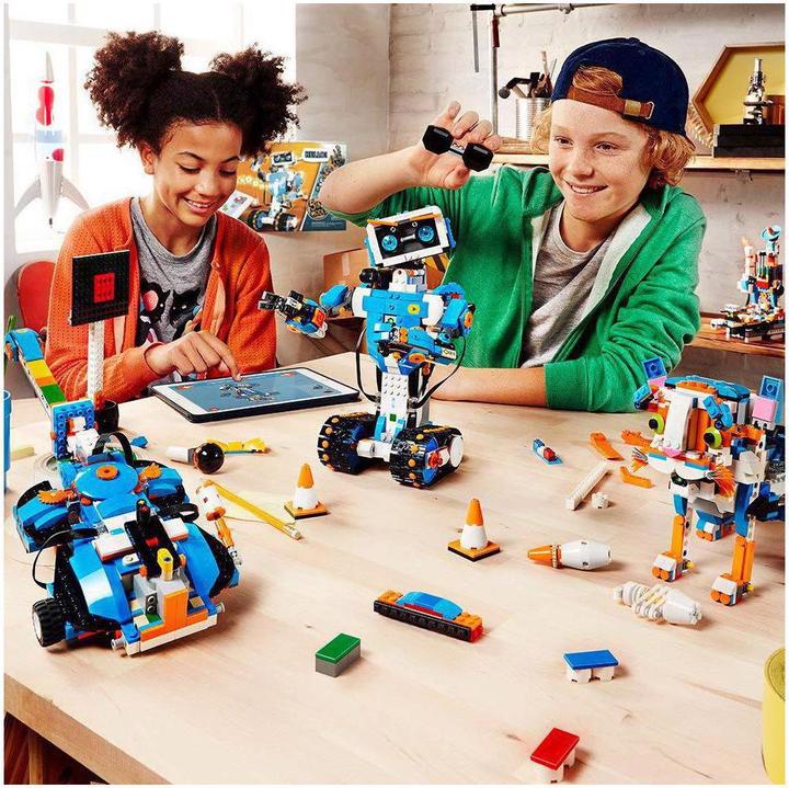 Image du produit LEGO Mes premières constructions BOOST (17101, LEGO difficiles à trouver)