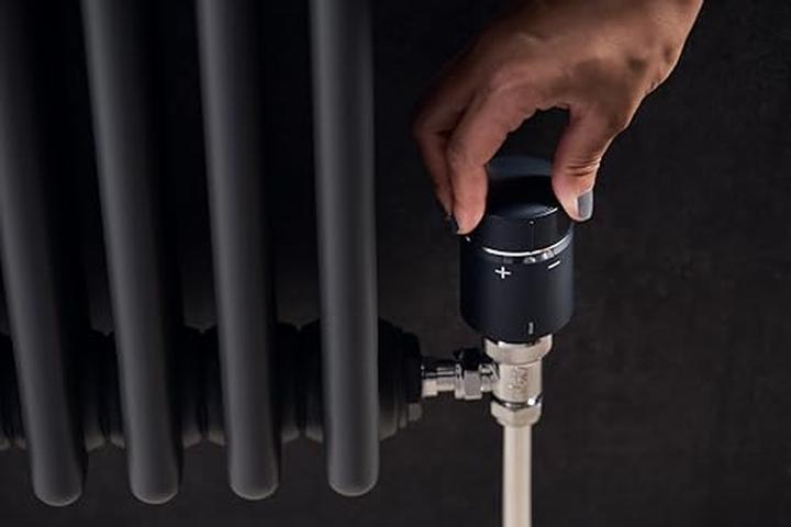 Produktbild Schneider Wiser, Heizkörperthermostat, schwarz CCTFR6101