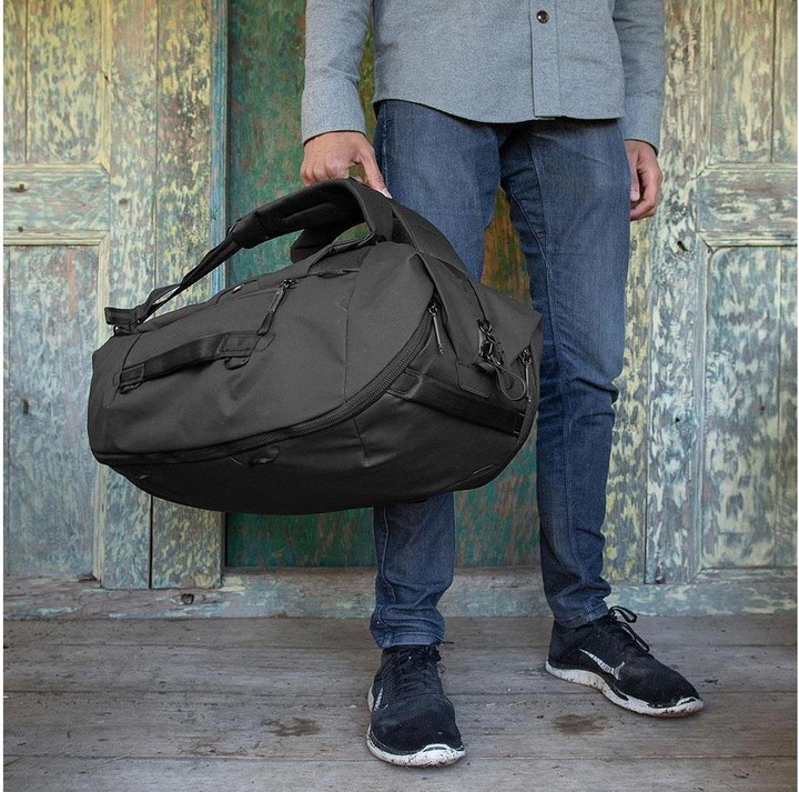 Actual product image Peak Design Travel duffel pack 65L (Camera shoulder bag, 65 l)