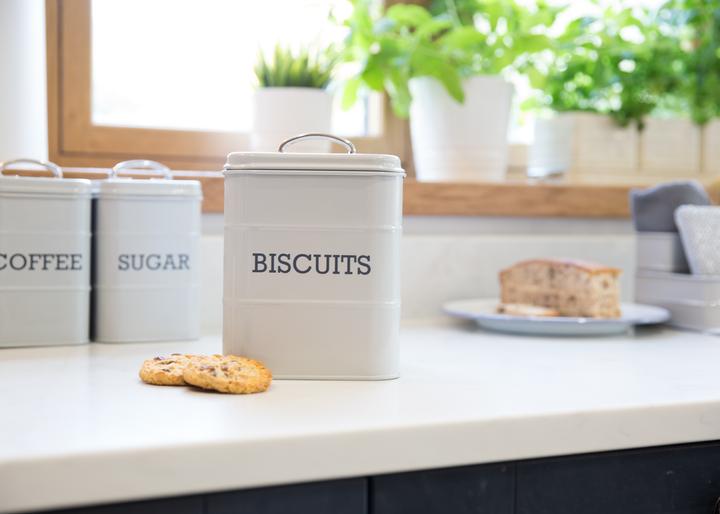 Actual product image Living Nostalgia Cookie jar