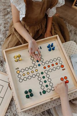 Produktbild small foot 20 Klassiker (Deutsch, Englisch, 2 - 4 Spieler)