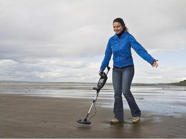 Actual product image Velleman CS300 Metal detector