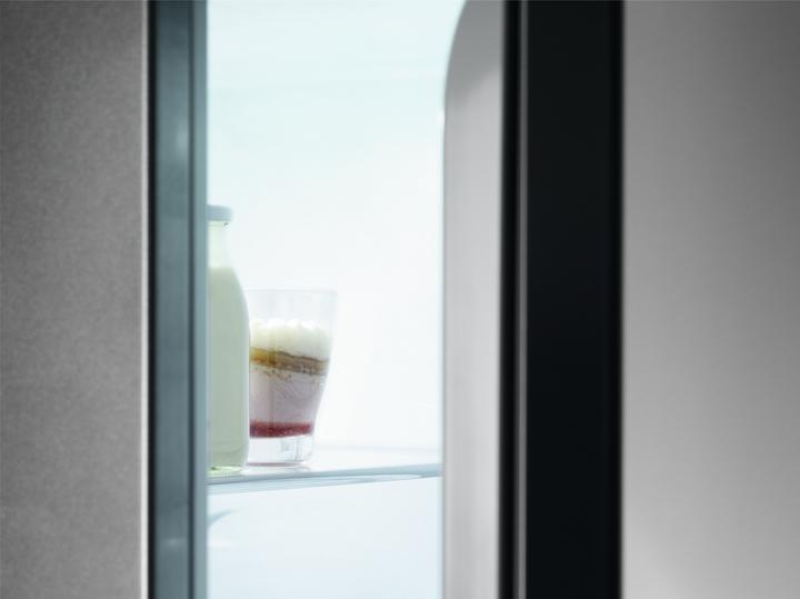 Produktbild AEG Aik2853r (261 l)
