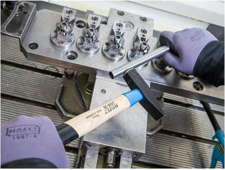 Actual product image HAZET BluGuard Engineer's hammer 2140-50 (600 g)