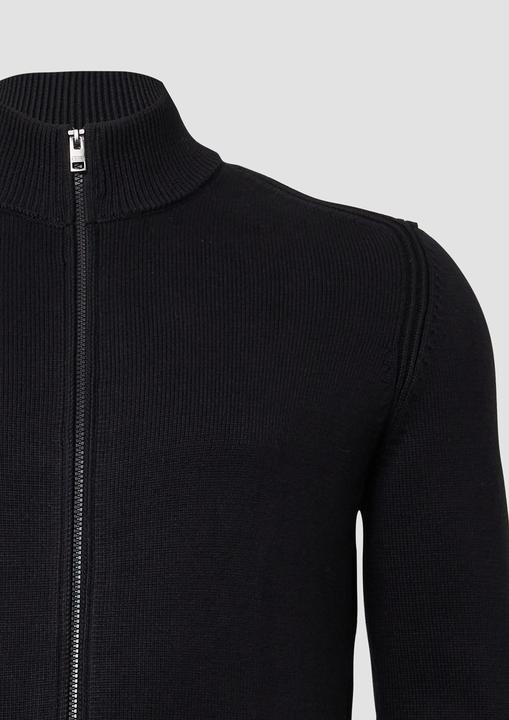 Produktbild s.Oliver Strickjacke Baumwoll-Strickjacke mit Stehkragen und Logo-Patch (XXL)