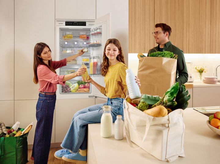 Produktbild Gorenje NRKI517D61WF (252 l)