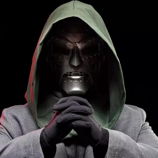 Image du produit Marvel Legends Series - Dr Doom Casque Premium
