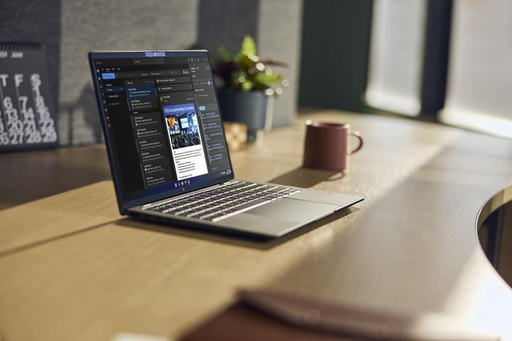 Produktbild HP EliteBook X G2i Next Gen AI PC (14", 512 GB, 32 GB, CH, Intel Core Ultra 5 325)