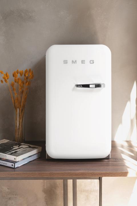 Produktbild Smeg Kühlschrank Freistehend FAB5RWH6 (34 l)