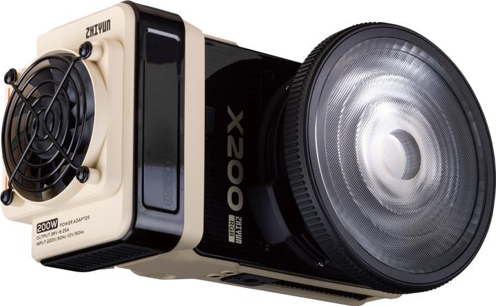 Produktbild Zhiyun MOLUS X200 RGB Standard - LED COB Light with EUR plug