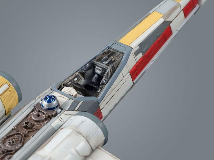 Produktbild Revell 172 XWing Starfighter Bausatz