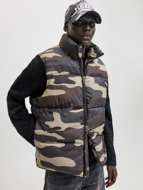 Image du produit Jack & Jones Jcocover Aop Bodywarmer (L)