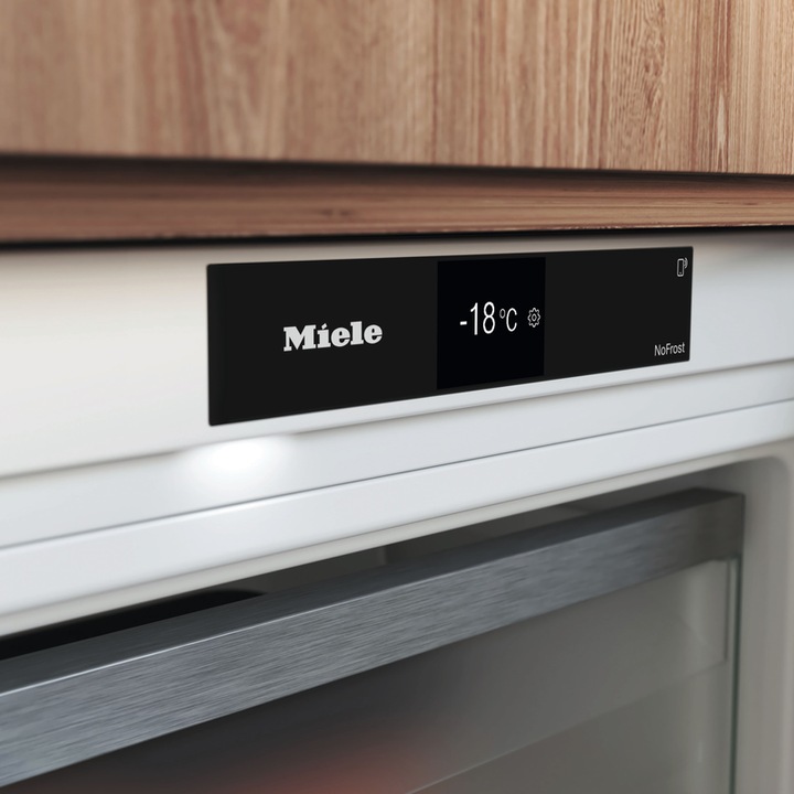 Produktbild Miele FNUS 7040 D (Einbau, 74 l)