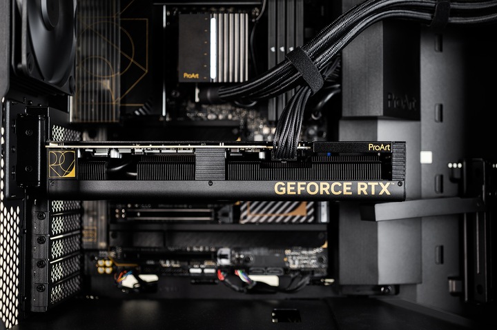 Image du produit Action 5901443407201 (Intel Core i7-14700K, 96 Go, 3000 Go, GeForce RTX 4070 Ti Super)