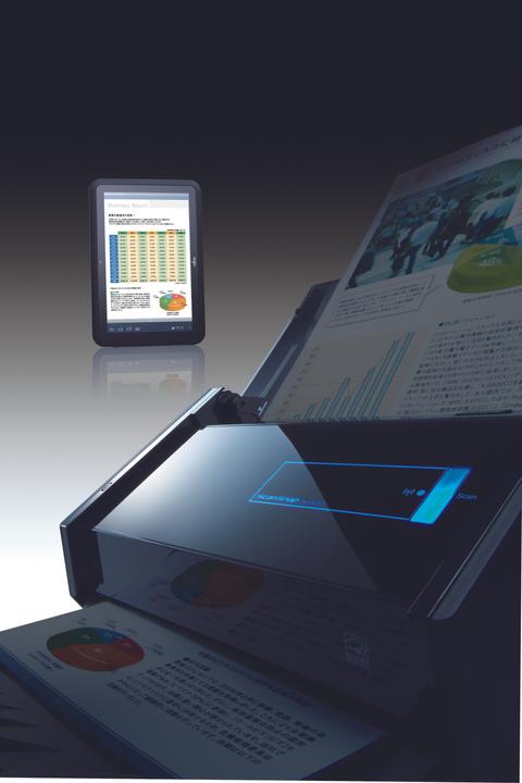 Immagine prodotto Fujitsu ScanSnap iX500 con software Nuance Power PDF
