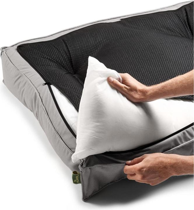 Actual product image Hunter Dog cushion Lancaster cotton quilted (Dog)