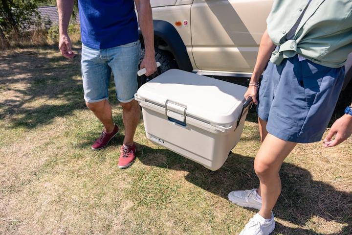 Actual product image Coleman Pro 45qt cool box (43 l)