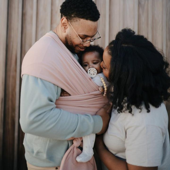 Image du produit Mushie Écharpe de portage pour bébé - Blush (5.40 m)