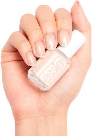 Actual product image Essie Sheer Luck (513 Sheer Luck, Colour paint)
