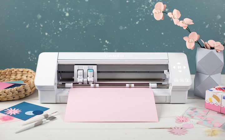 Actual product image Silhouette Cameo 4 Plus