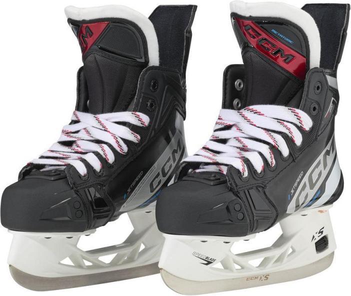 Actual product image CCM JetSpeed FT680 JR hockey skates (REGULAR, JR-INT 2.5 - 35.5) (16.5, 17.5, 18.5, 19.5, 20.5, 21.5, 22.5, 23.5, 24.5, 25.5, 26.5, 27.5, 28.5, 29.5, 30.5, 31.5, 32.5, 33.5, 34.5, 35.5)