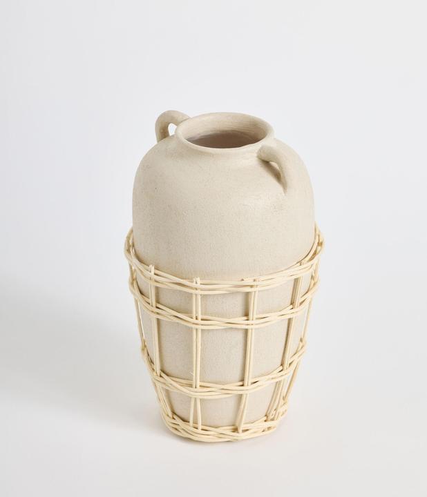 Hanah Home Grand Terracota Vase (1 x)