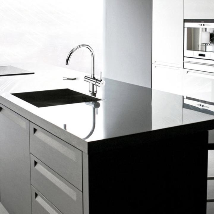 Produktbild Steinberg Serie 100 Küchenarmatur, schwenkbar, Ausladung 201mm, 1001400