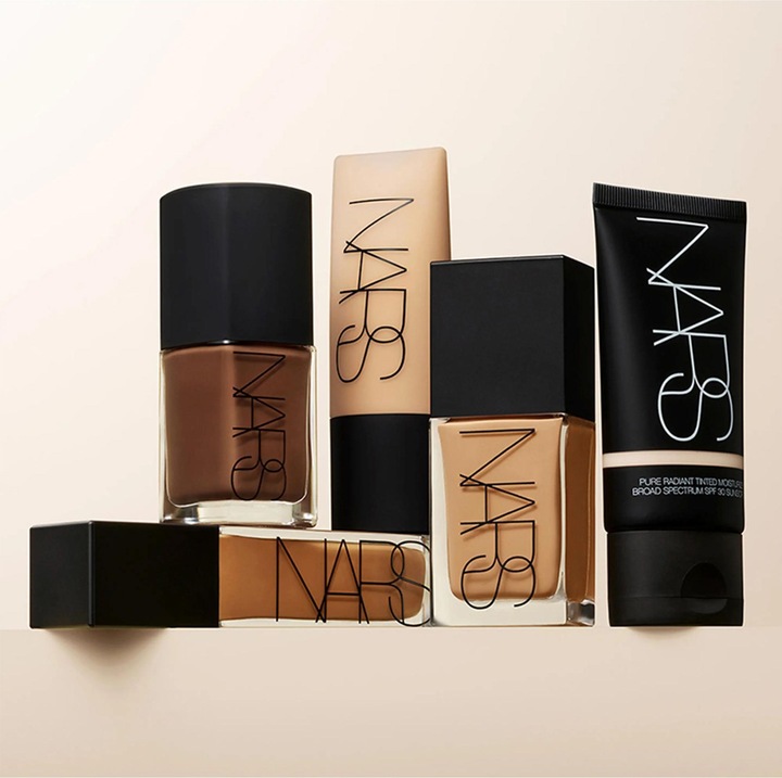 Produktbild NARS Cosmetics Light Reflecting Foundation (Fiji)