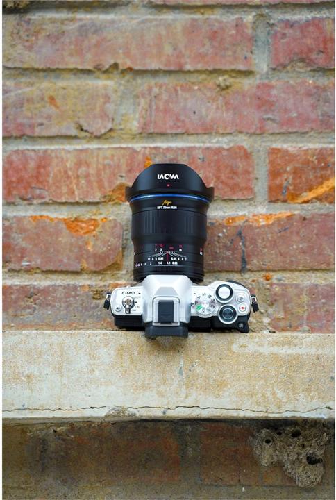 Actual product image Venus Optic Fixed focal length Laowa Argus 25 mm f/0.95 MFT APO - MFT (Micro Four Thirds, Micro Four Thirds)