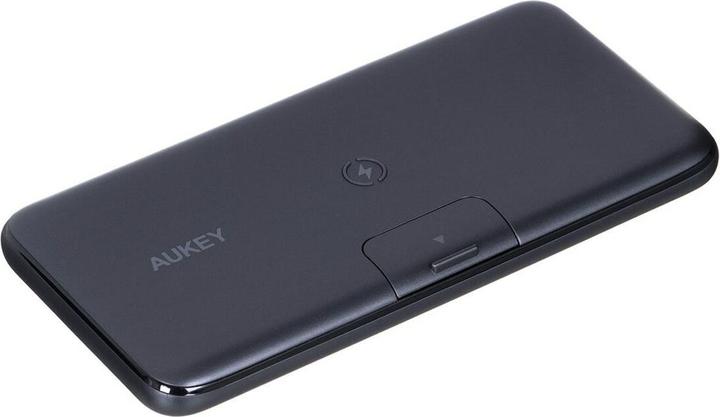 Produktbild Aukey PB-WL02 (10000 mAh, 18 W)