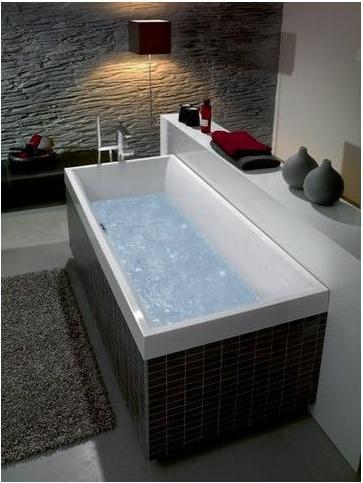 Actual product image Villeroy & Boch V&B built-in bath SQUARO R-corner1700x750mm white (195 l, 170 cm, 75 cm)