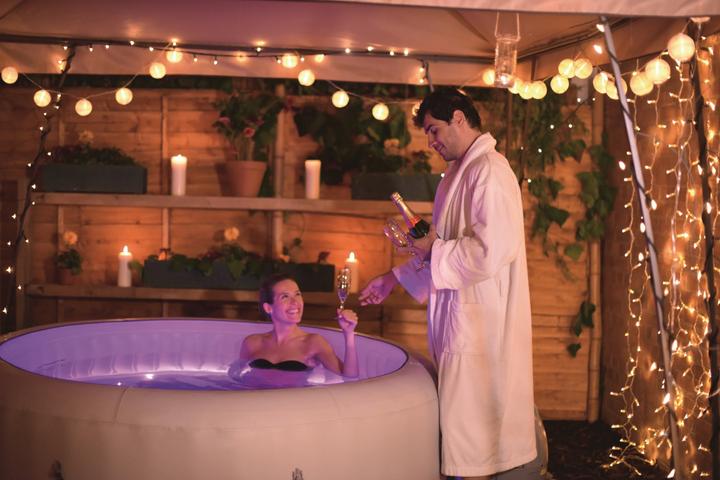 Actual product image Bestway Lay-Z-Spa Paris (4 pers.)
