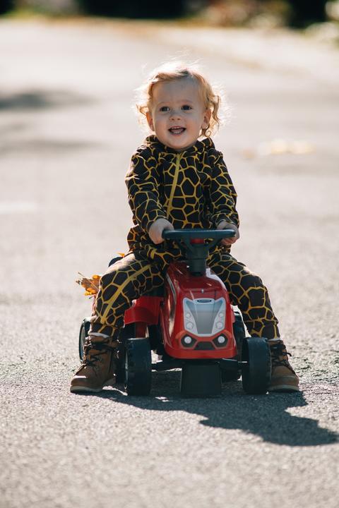 Actual product image Falk Toys Sliding vehicle pedal tractor with trailer