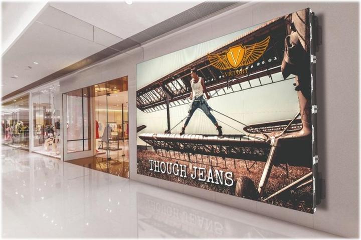 Actual product image Vogels Universal Series PLM 8030 - Mounting Component (Vertical Column) (Various)