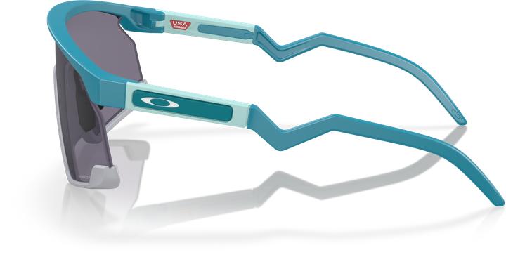 Actual product image Oakley Bxtr (MATTE BALSAM, Prizm Grey)