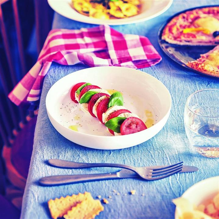 Actual product image Luminarc Serving Plate 21 cm Friends Time White