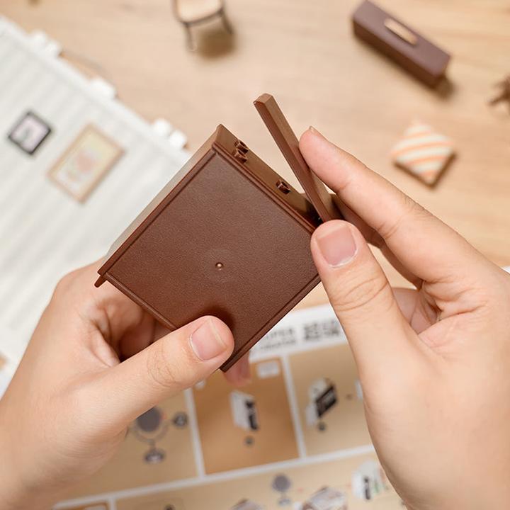 Actual product image Rolife Sweet Dream Bedroom - Diorama