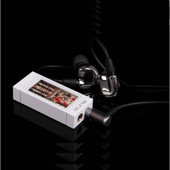 Actual product image Aune Yuki (USB-DAC, Tone control, gain switch)