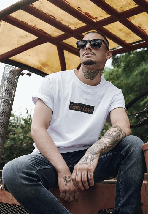Produktbild Mister Tee Fake Love Tee (M)
