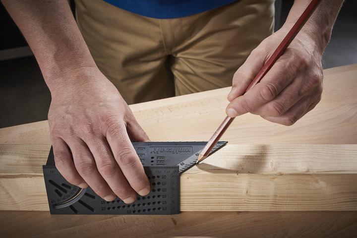 Actual product image wolfcraft 1 3D mitre bracket loose